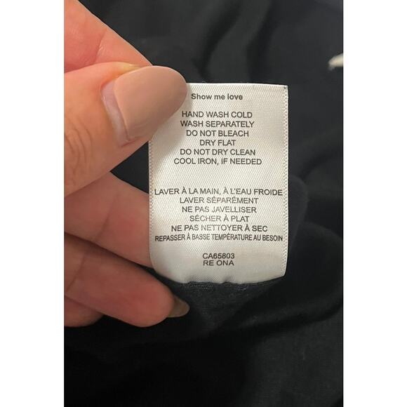 Re Ona Signature Short Sleeves T-Shirt in Black Women's M Slightly Cropped - Picture 7 of 7